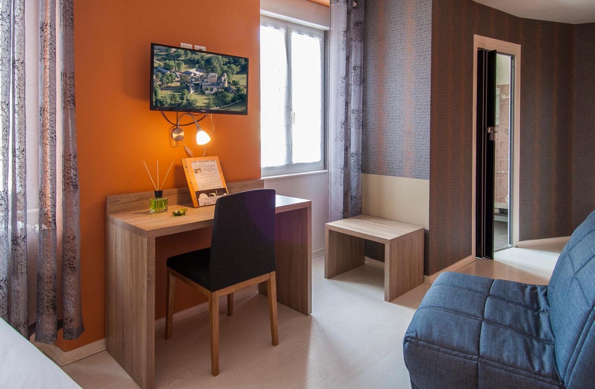 Logis Hotel Restaurant Cazes Arazat Laissac Kültér fotó