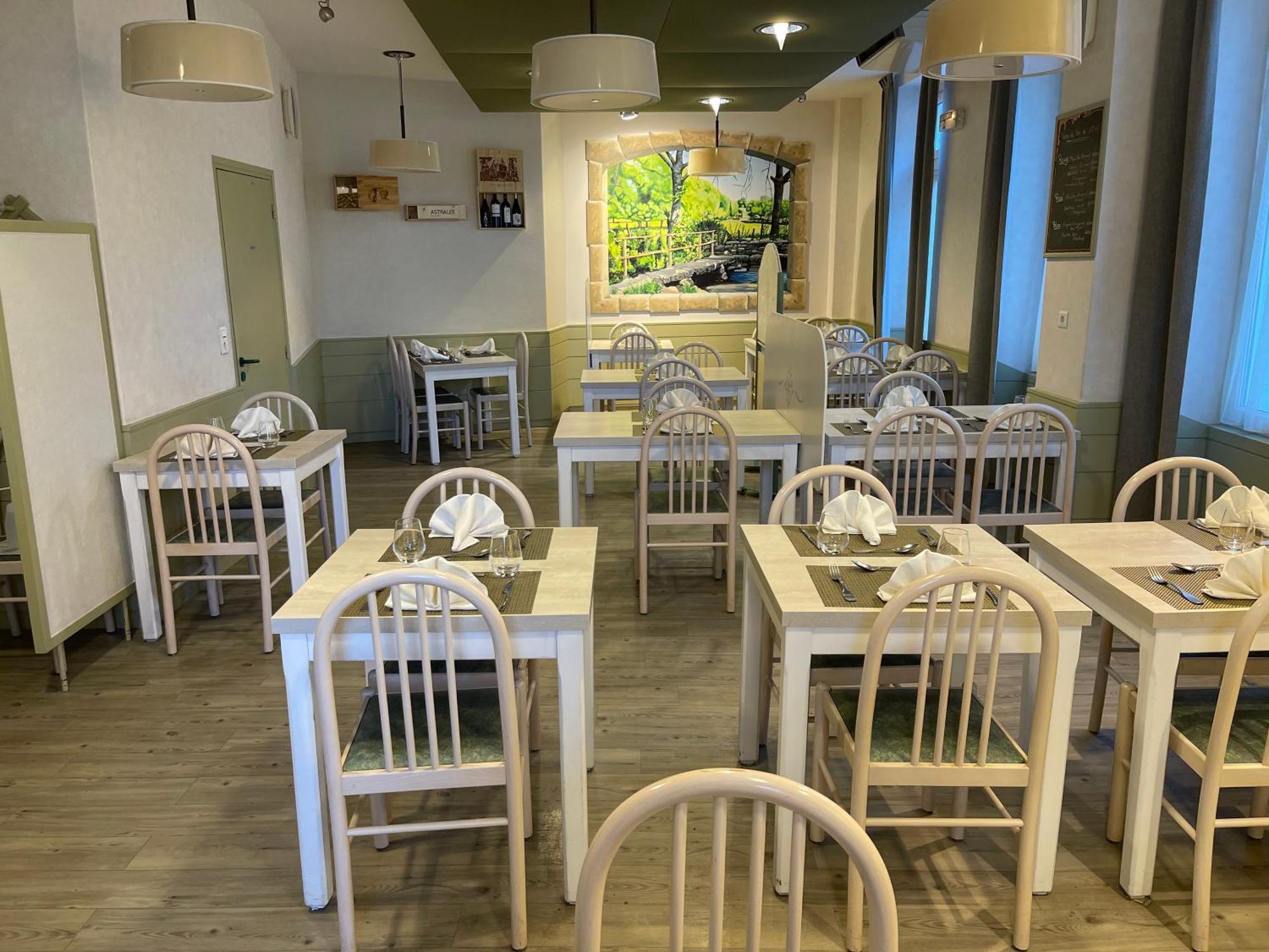 Logis Hotel Restaurant Cazes Arazat Laissac Kültér fotó