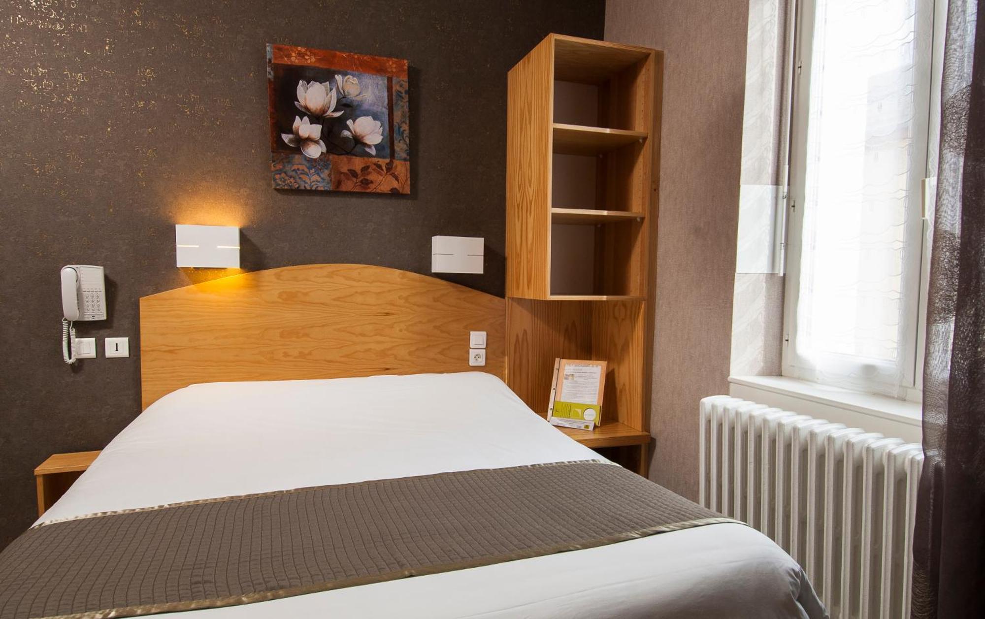 Logis Hotel Restaurant Cazes Arazat Laissac Kültér fotó