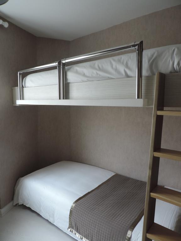Logis Hotel Restaurant Cazes Arazat Laissac Kültér fotó