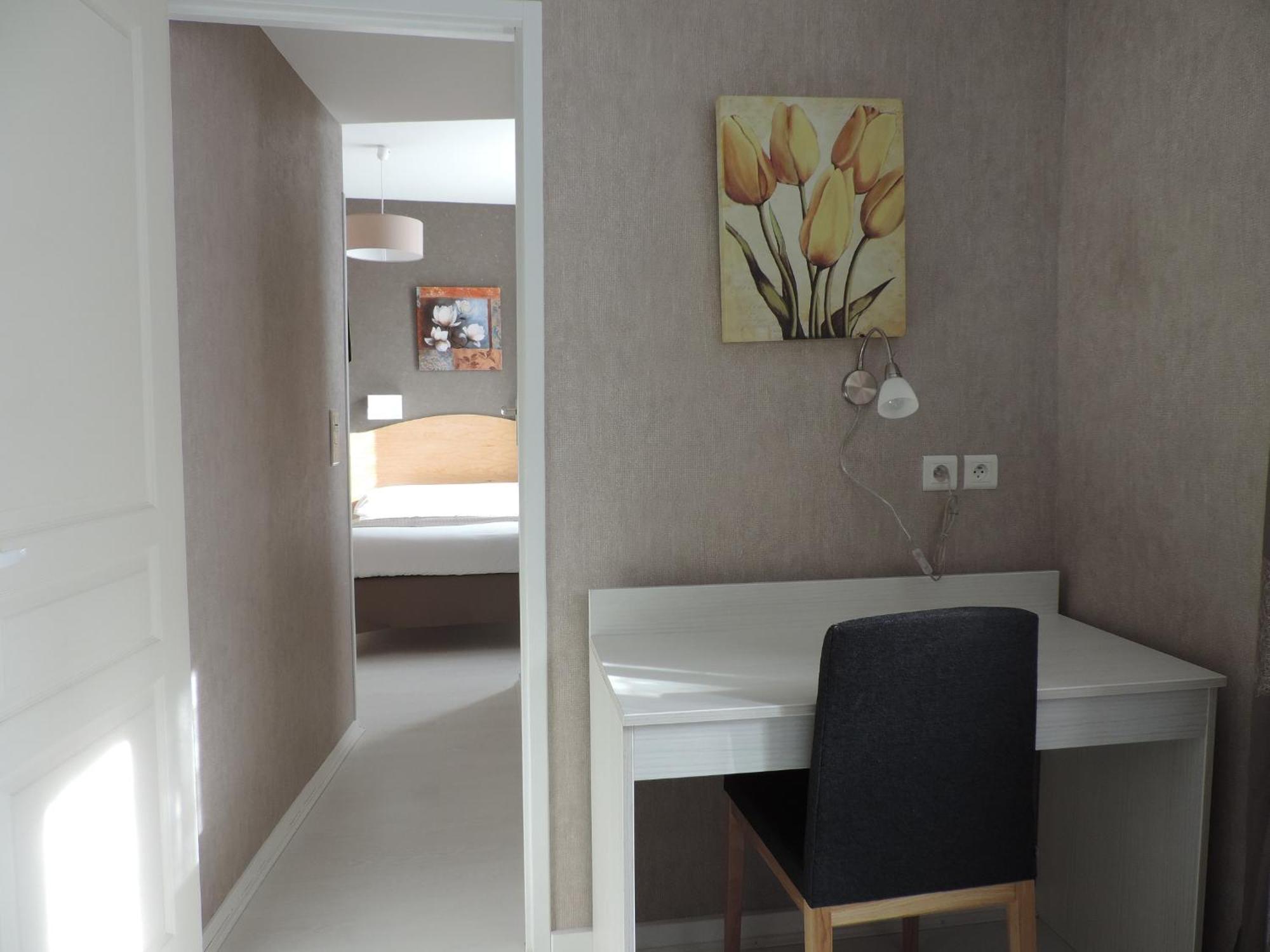 Logis Hotel Restaurant Cazes Arazat Laissac Kültér fotó