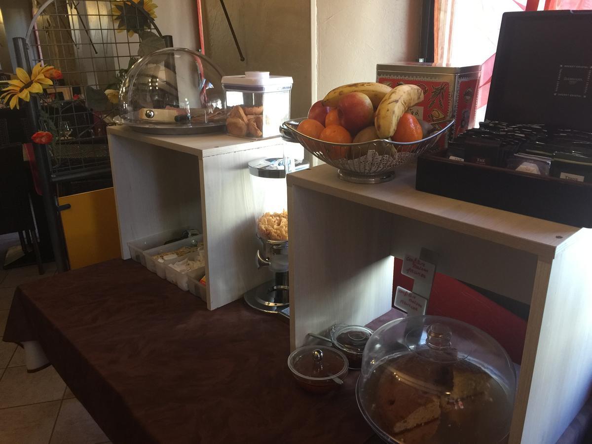 Logis Hotel Restaurant Cazes Arazat Laissac Kültér fotó